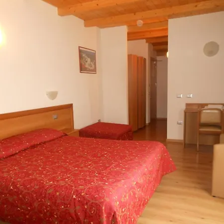 Montebaldina ホテル 3*