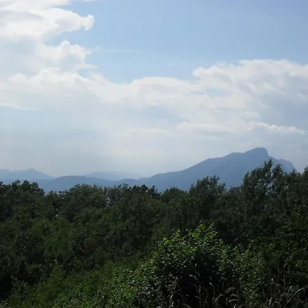 Montebaldina ホテル