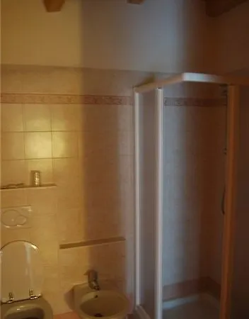 Montebaldina 3* サン・ゼーノ・ディ・モンターニャ