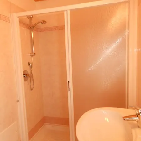 Montebaldina فندق 3*