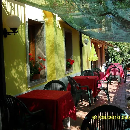 Szálloda Montebaldina San Zeno di Montagna