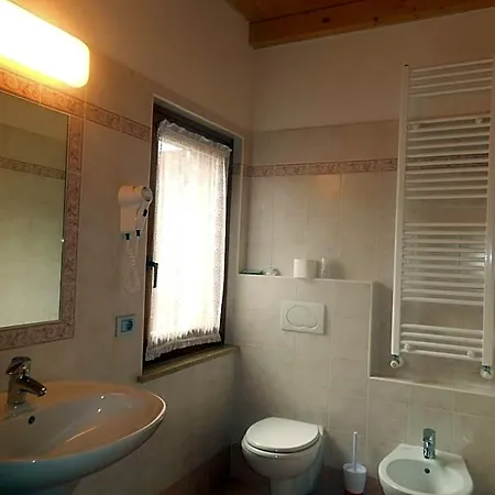Montebaldina 3* San Zeno di Montagna