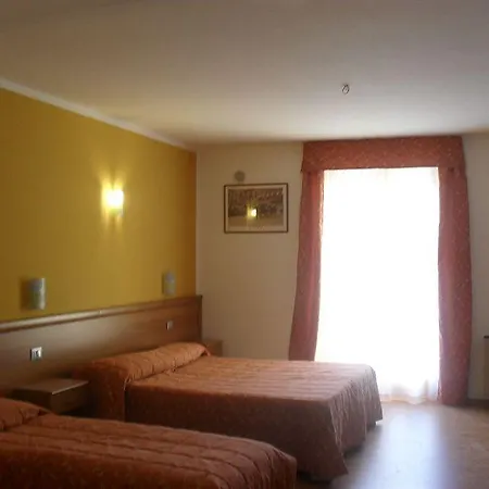 Montebaldina 3*