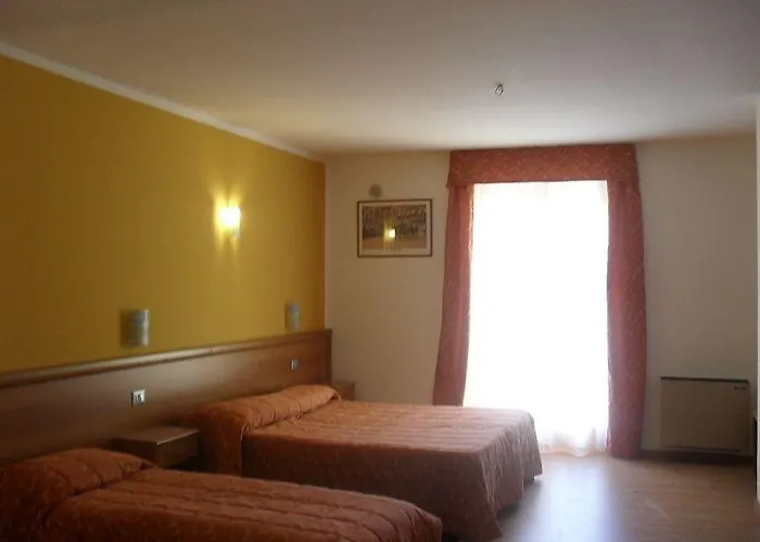 Montebaldina 3*