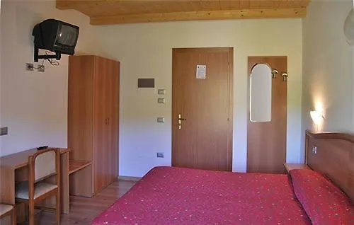 Montebaldina 3* San Zeno di Montagna